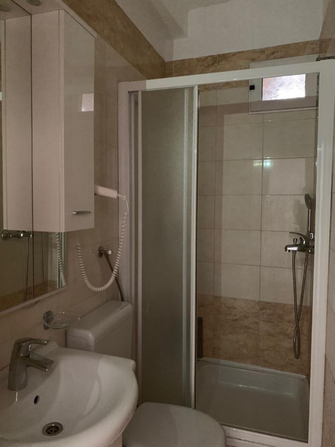 Apartments Epicentar Centar Baška Voda Екстериор снимка